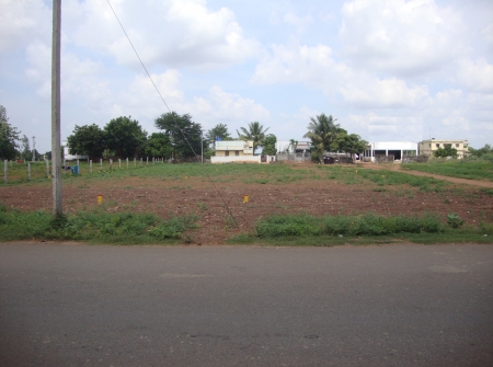 0) Plots for Sale Near Srikalahasthi.JPG
